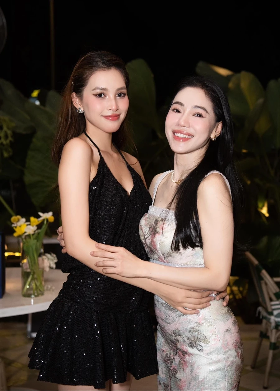 Những khoảnh khắc Tiểu Vy Miss World khiến trái tim người hâm mộ xao xuyến.