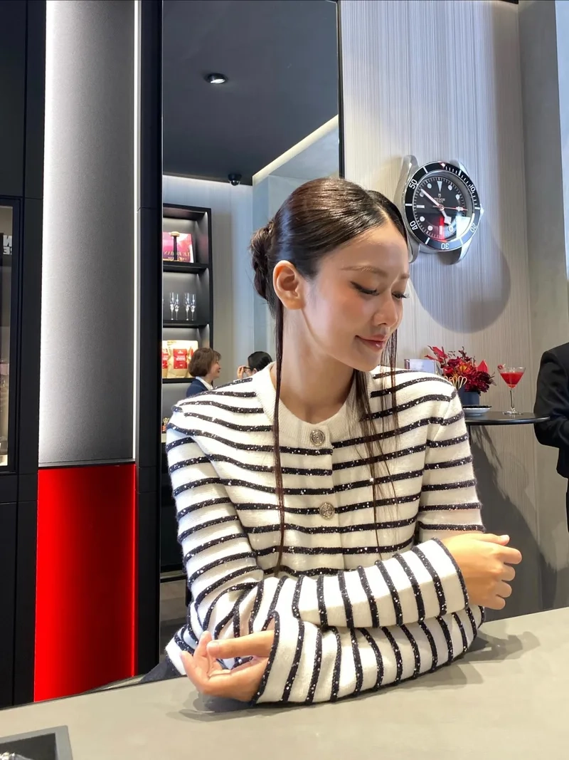 Gây thương nhớ bởi ảnh gái xinh cười duyên
