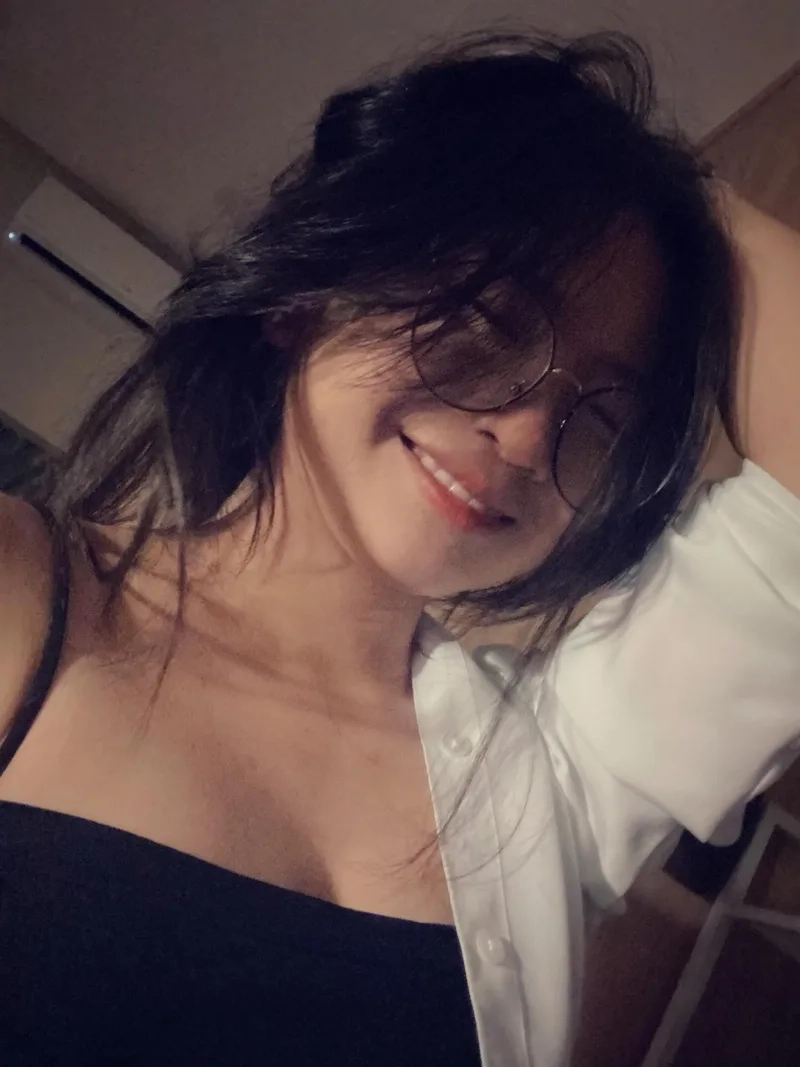 Khám phá mạng xã hội với ảnh mạng con gái cute