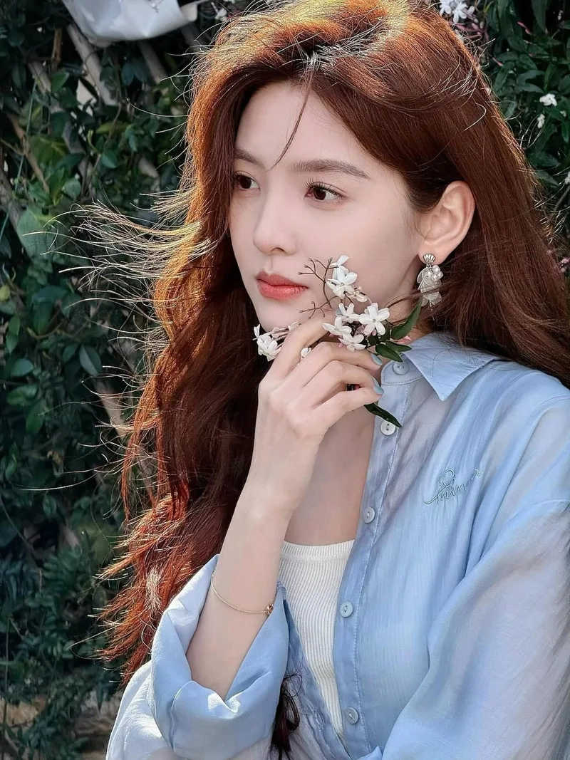 Nổi bật mọi góc nhìn với hình gái xinh cute