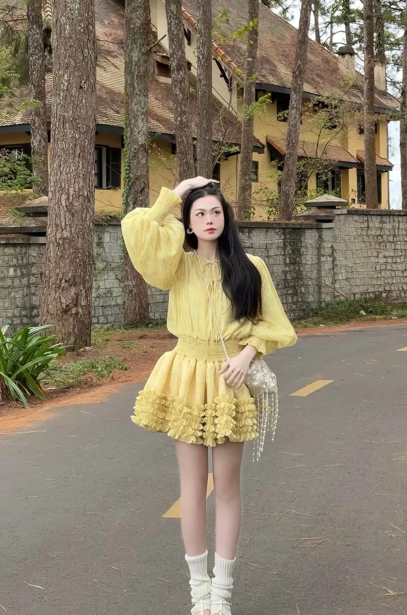 Đắm chìm trong nét ngây thơ của Hình ảnh gái 2k5 dễ thương nhất cho điện thoại