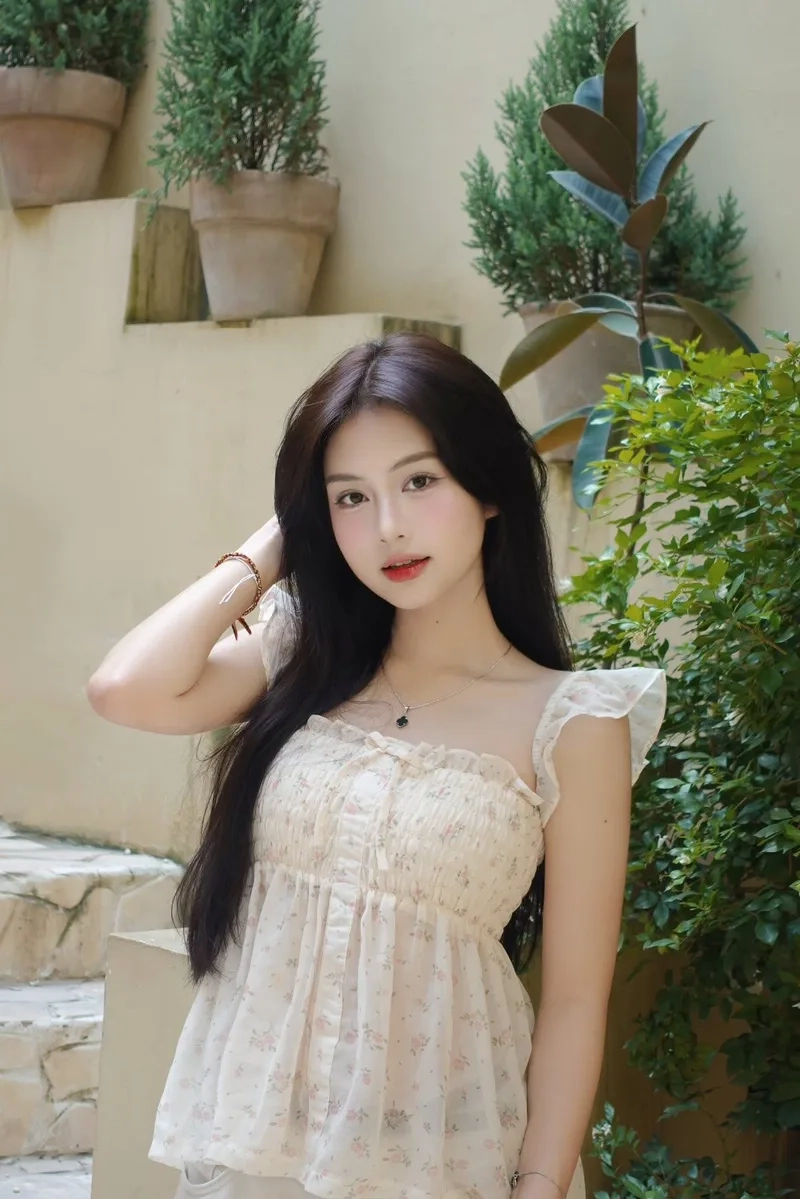 Sắc nét tối đa với Hình nền gái xinh 4k HD