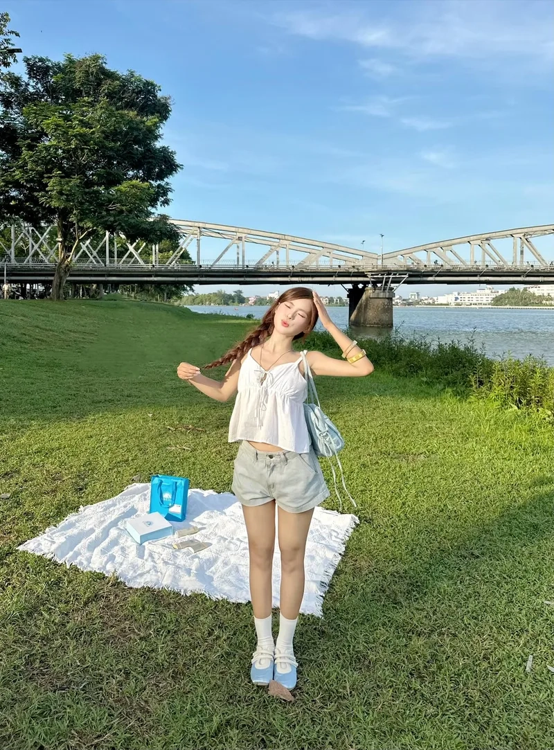 Mềm mại như mây qua ảnh gái đẹp dễ thương