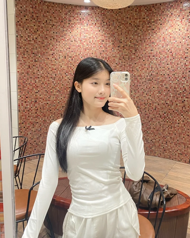 Thỏa sức lựa chọn với Hình nền gái 2k5 miễn phí