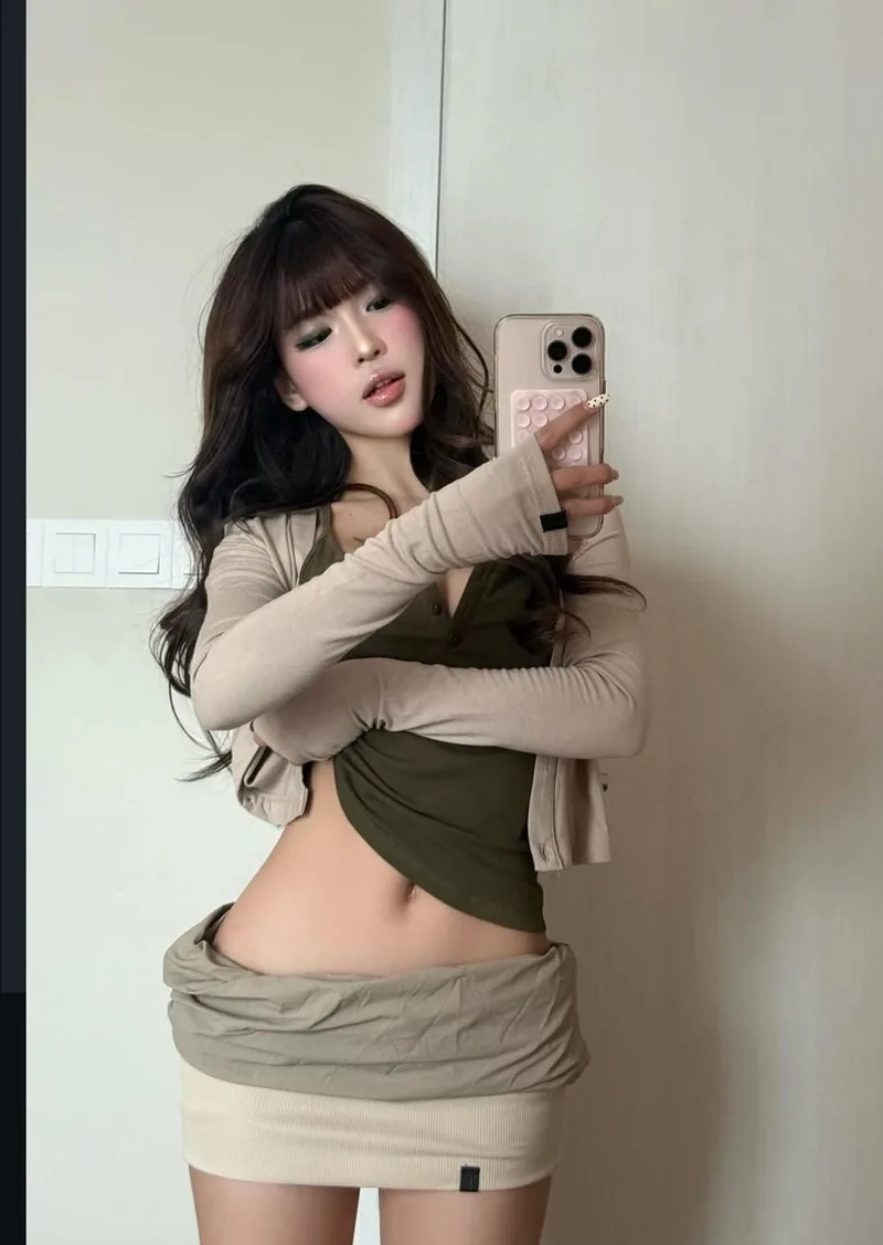 Khám phá thần thái ảnh gái xinh 2k2