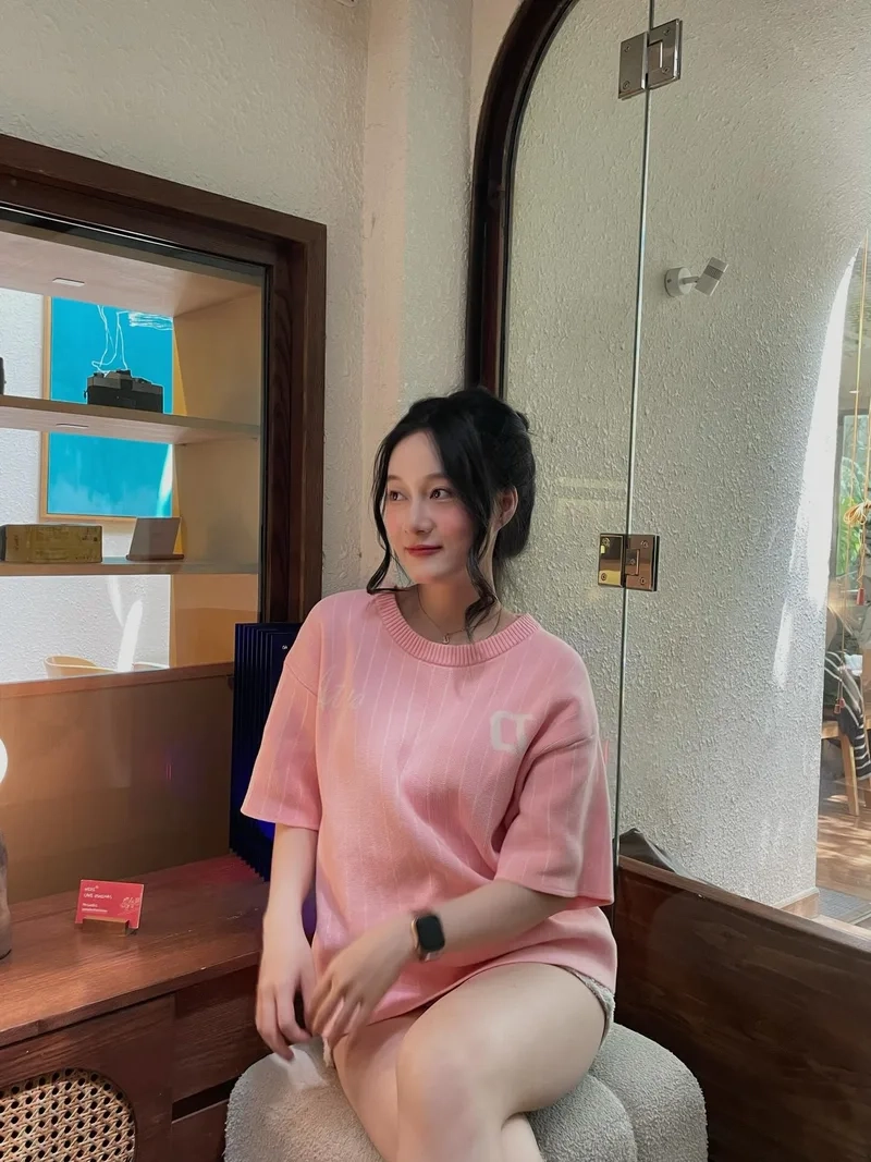 Trong veo dễ mến ở ảnh gái xinh 2k13