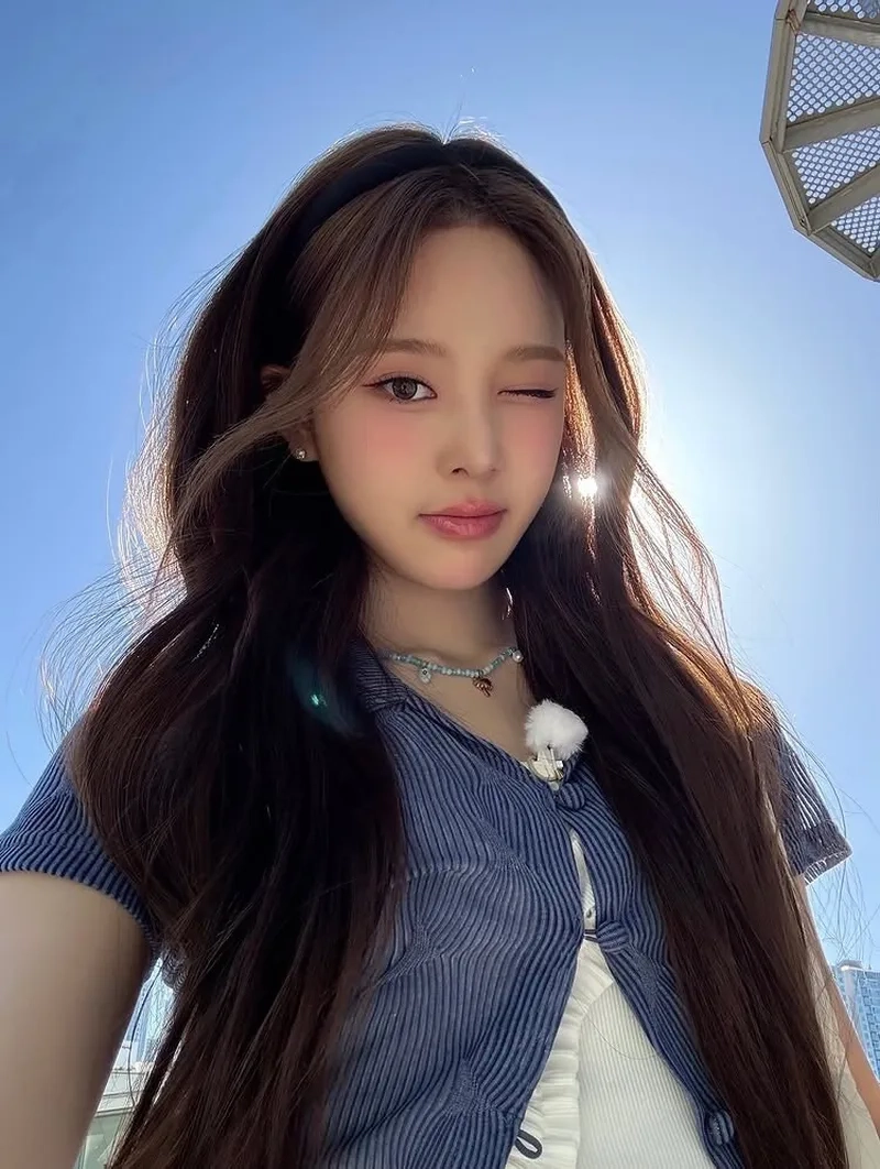 Mỉm cười khi thấy dễ thương ảnh gái xinh cute dễ thương