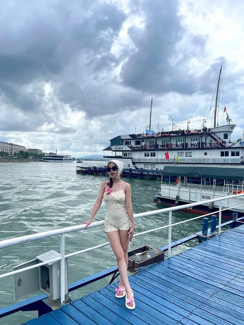 Tỏa sáng cá tính riêng qua Hình ảnh con gái xinh ngầu Instagram