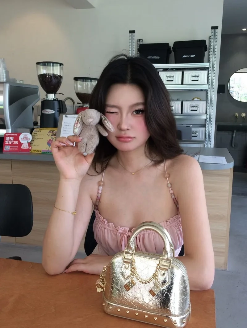 Khám phá nét rạng ngời của gái việt nam xinh