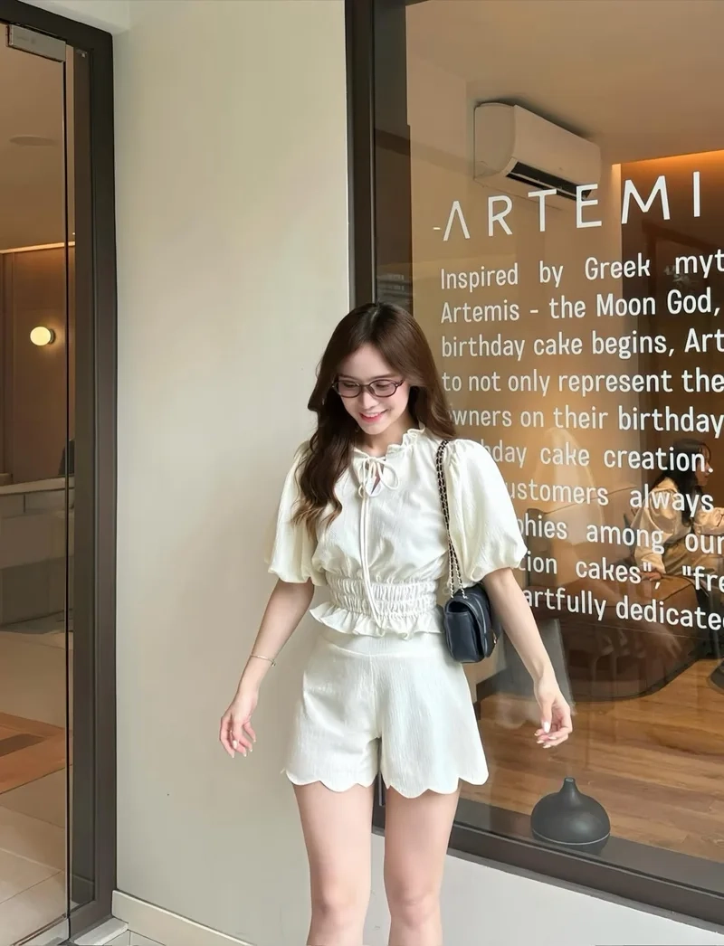 Tỏa sáng nét duyên trong ảnh mạng con gái đẹp