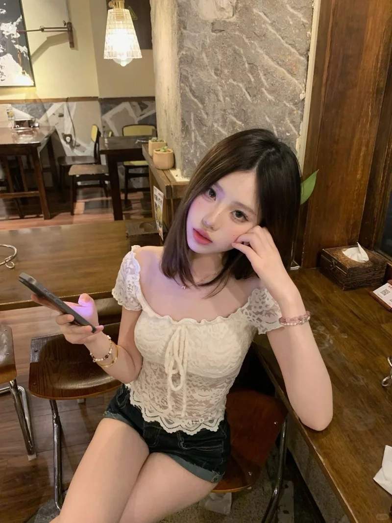 Thêm phong cách dễ thương cùng avatar gái xinh dễ thương