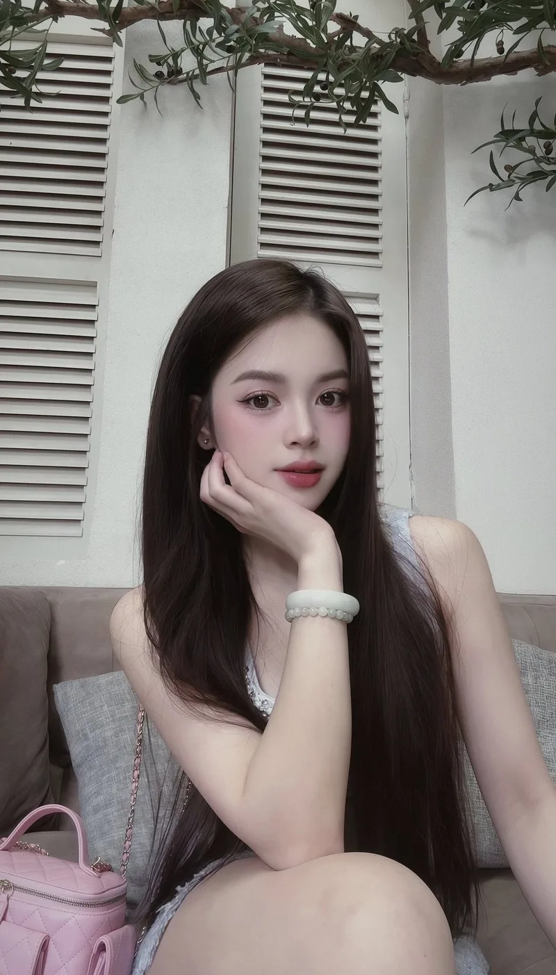 Thêm năng lượng trẻ trung với gái xinh 18 tuổi