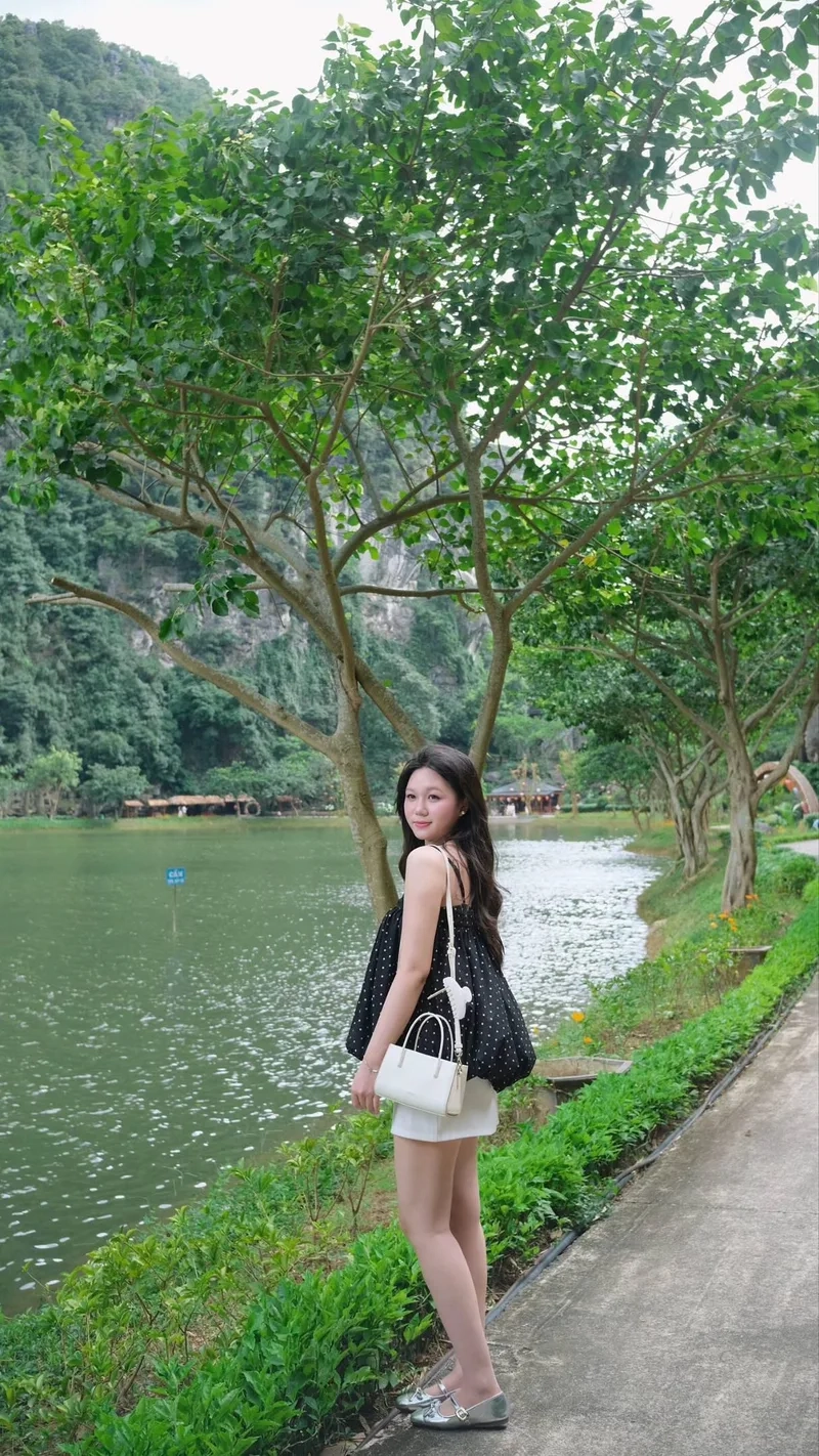 Tận hưởng phong cách năng động với gái xinh k9