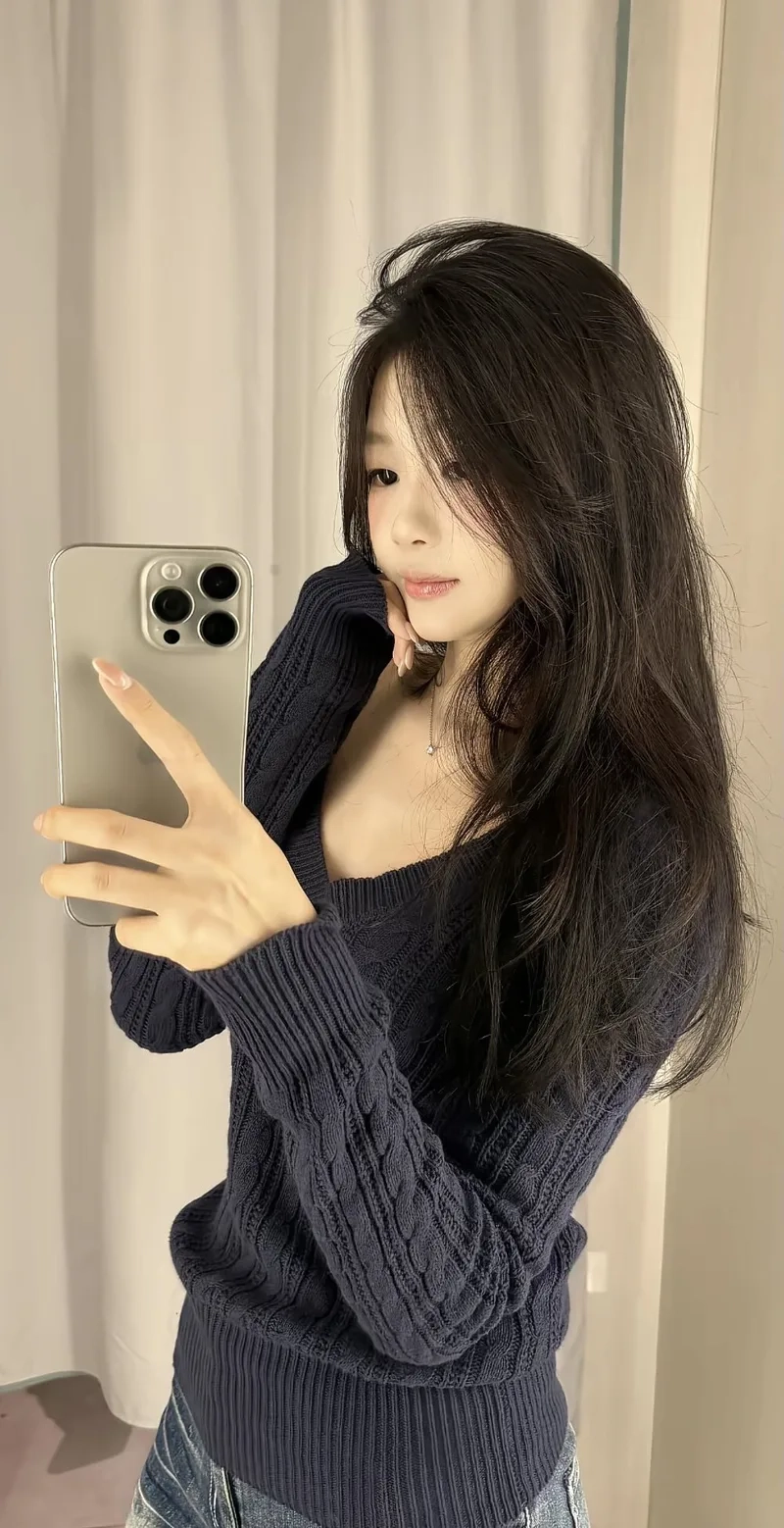 Ngắm ngay Gái đẹp tóc dài nổi bật và thu hút