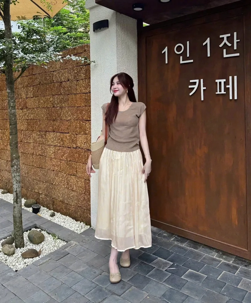 Khám phá ngay Hình nền gái 2k5 cho máy tính cực chất