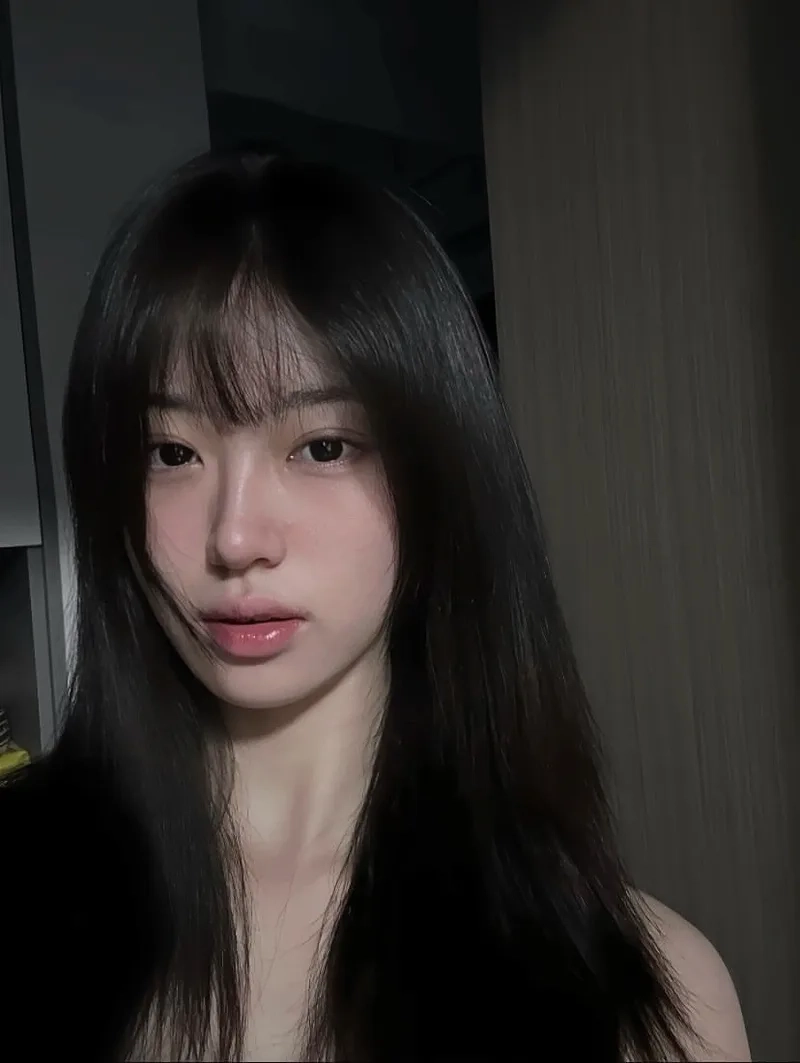 Tăng vẻ dễ thương cho màn hình với Hình nền gái đẹp dễ thương cho điện thoại