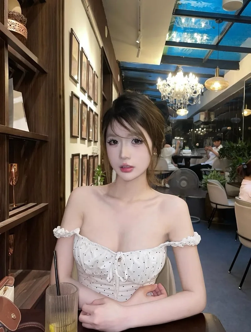 Khám phá ngay Hình nền gái xinh cho điện thoại miễn phí