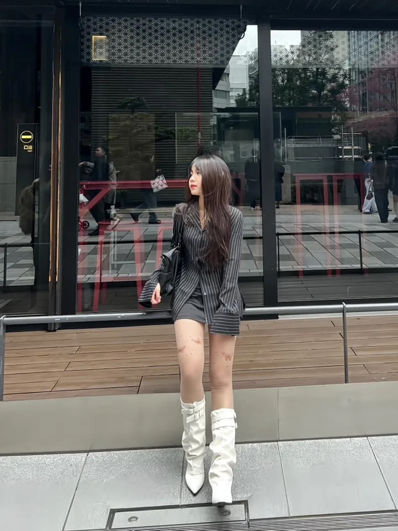 Thêm nét dễ thương cùng Hình nền phô mai que con gái dễ thương cho điện thoại