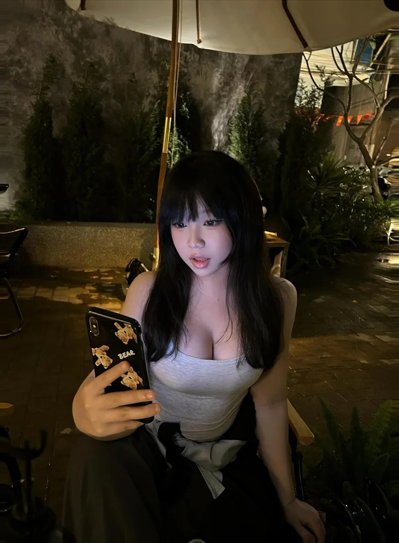 Lưu ngay Tải ảnh avatar nữ dễ thương cho con gái