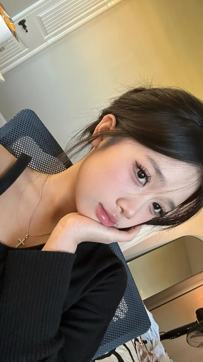 Thay đổi diện mạo điện thoại với Hình nền gái đẹp miễn phí cho điện thoại